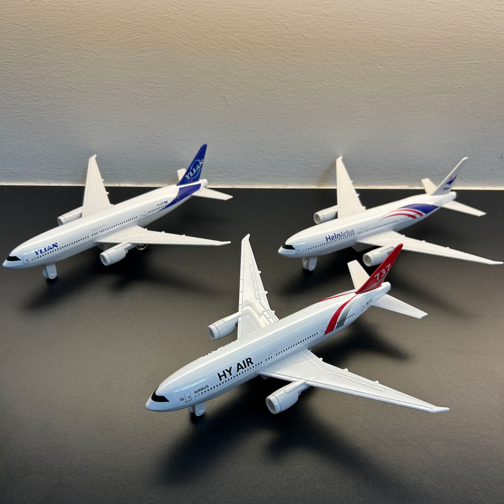 Kids Toys Supplier - Miniature Aviation Model Children Toy Simulation